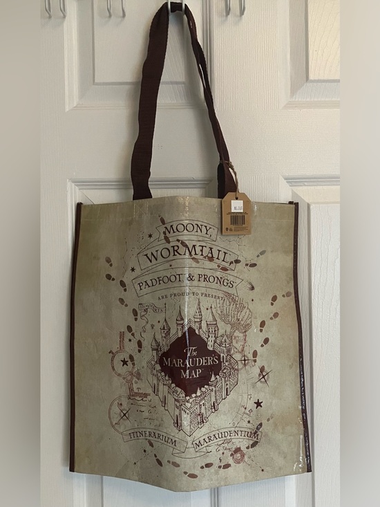 Wizarding World Of Harry Potter Handbags - NEW Harry Potter New York Bag